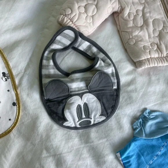 Disney baby bundle - Picture 7 of 7